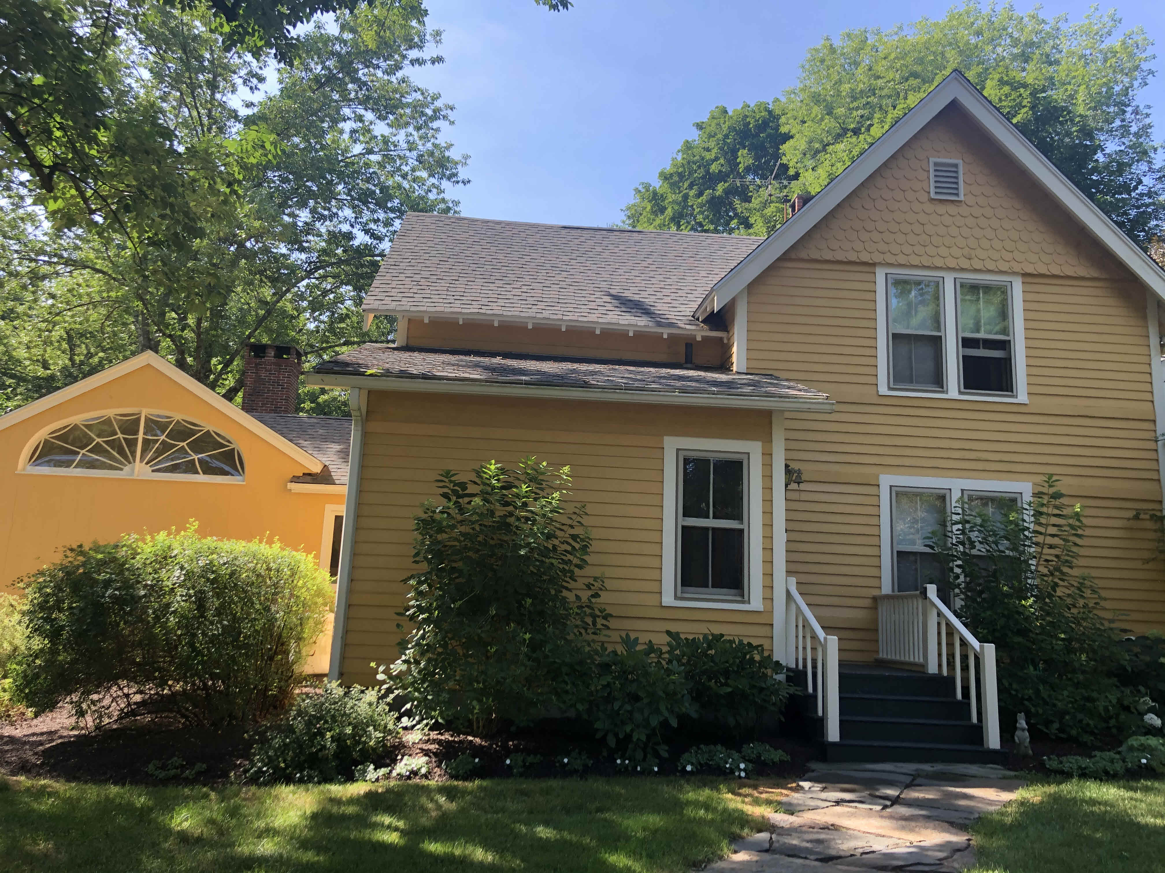 Building photograph for 219 TACONIC ROAD